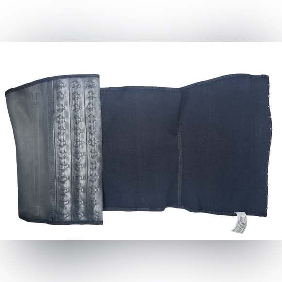 Angel Curves Extreme Waist Trainer 3 Hook Black - Picture 3 of 5